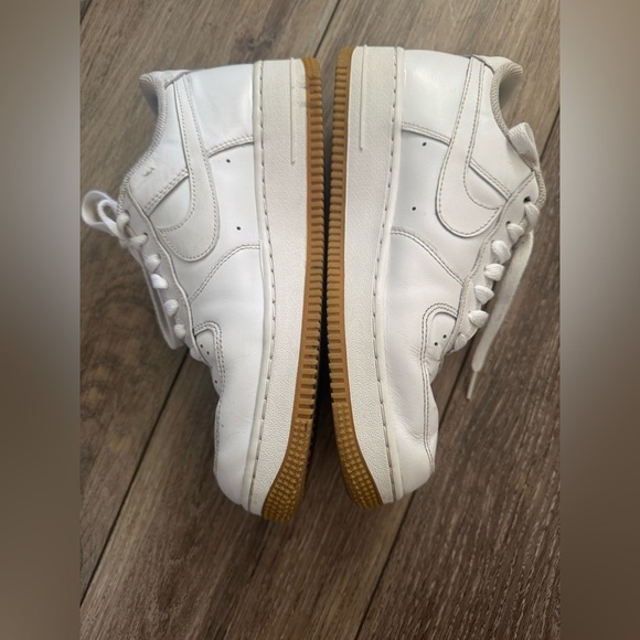 Nike Air Force Shoes - Nike Air Force 1 Low '07 White Brown Gum youth size 7 - women’s size 8.5